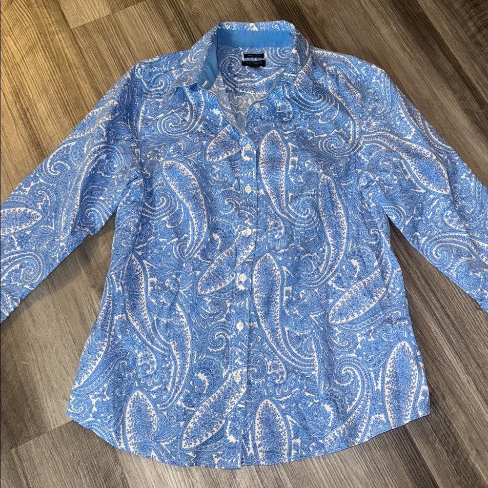 Talbots 8 petite paisley Button Down Blue Shirt Top blouse work wear white - Picture 2 of 7